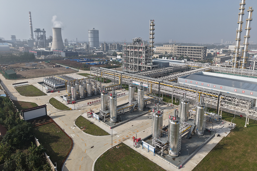 欢迎莅临兴泰硅材厂区访问指导！